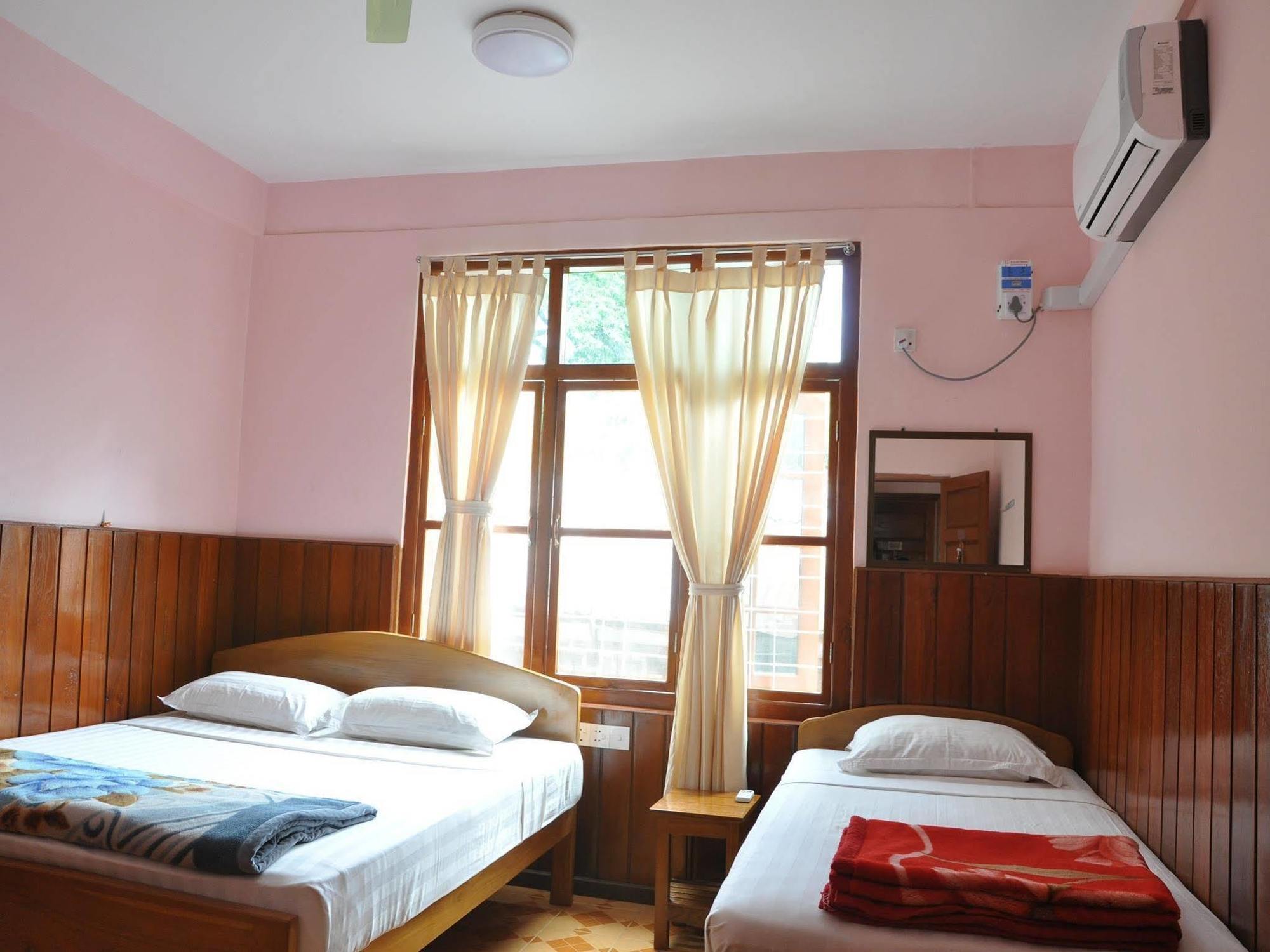 Saw Nyein San Guest House Nyaung-U المظهر الخارجي الصورة
